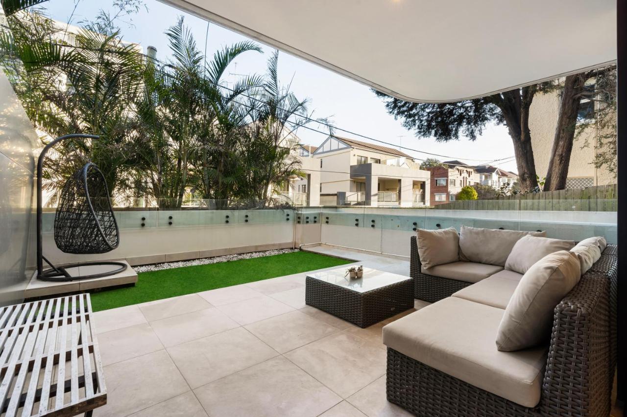 Modern 1Br Abode With Courtyard Steps To The Beach Сідней Екстер'єр фото